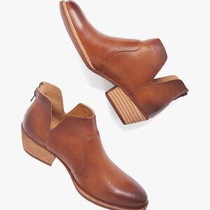 KORK-EASE Women's Skye Leather Ankle Bootie Size 7.5